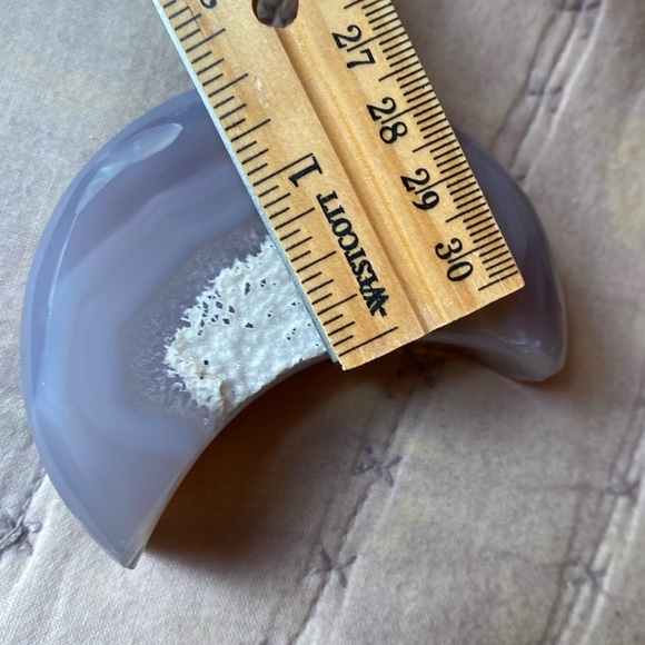 Agate Druzy Moon. GORGEOUS 🔥. Sparkling. Bluish grey tones with bright druzy/wt - Picture 13 of 17